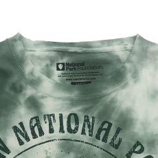 画像2: NATIONAL PARK FOUNDATION ナショナルパーク財団 ZION オリーブ ロングスリーブ CLOUD WASH ブルー メンズ/レディース (2)